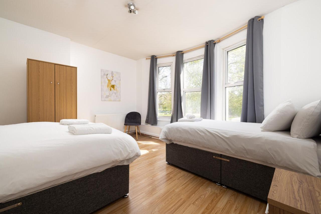 Charmstay Shepherds Bush London Exterior photo
